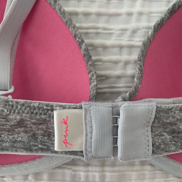 PINK 32A BARELY WORN T-SHIRT BRA - Picture 3 of 5